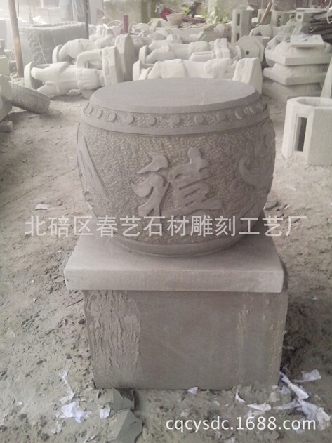 在古建筑中云南柱礎石的作用有哪些？